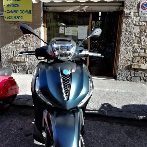 Piaggio Beverly 300 S HPE